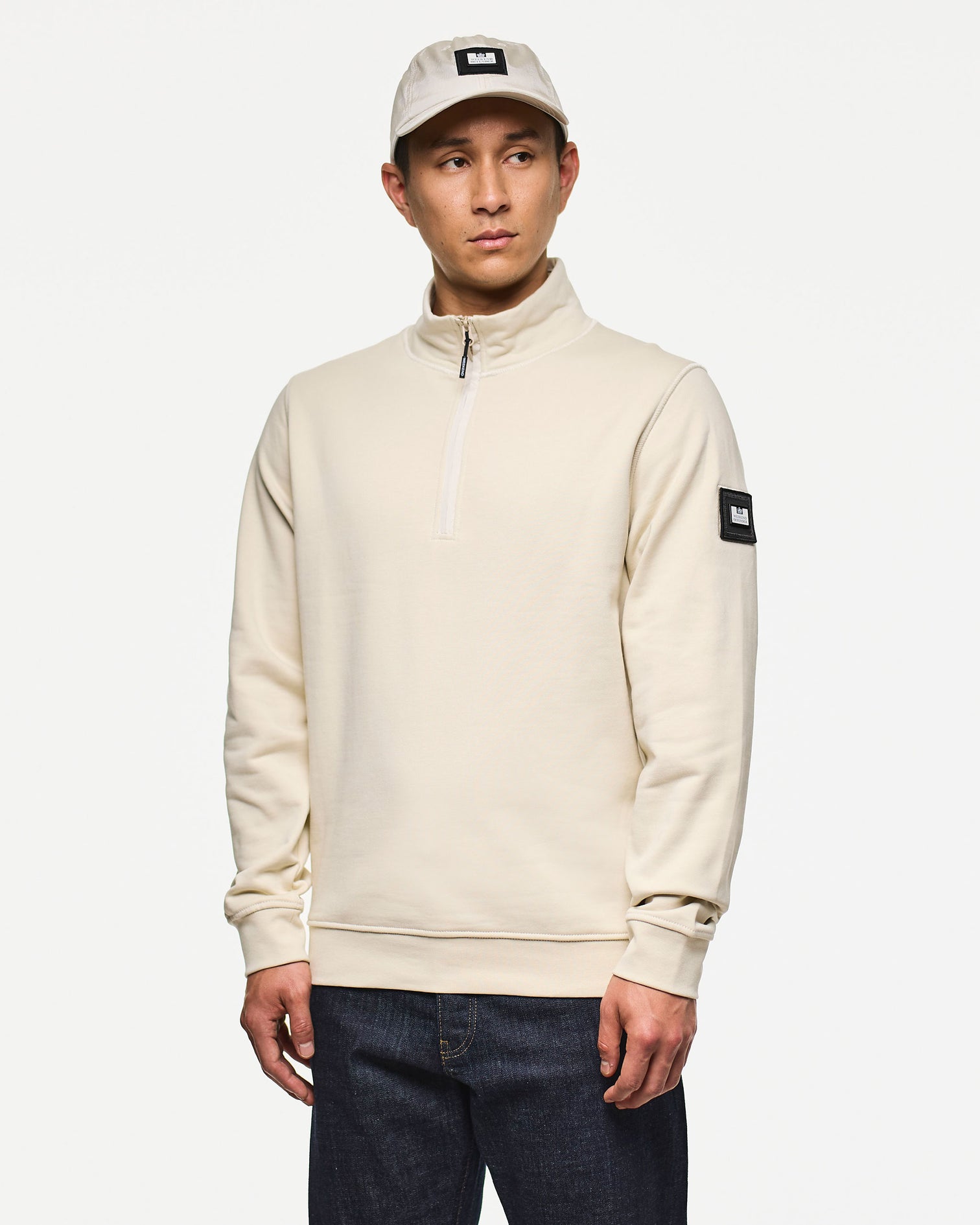 WEEKEND_OFFENDER-SW3A03-KRAVIZ-CALCIUM-UK-FASHION