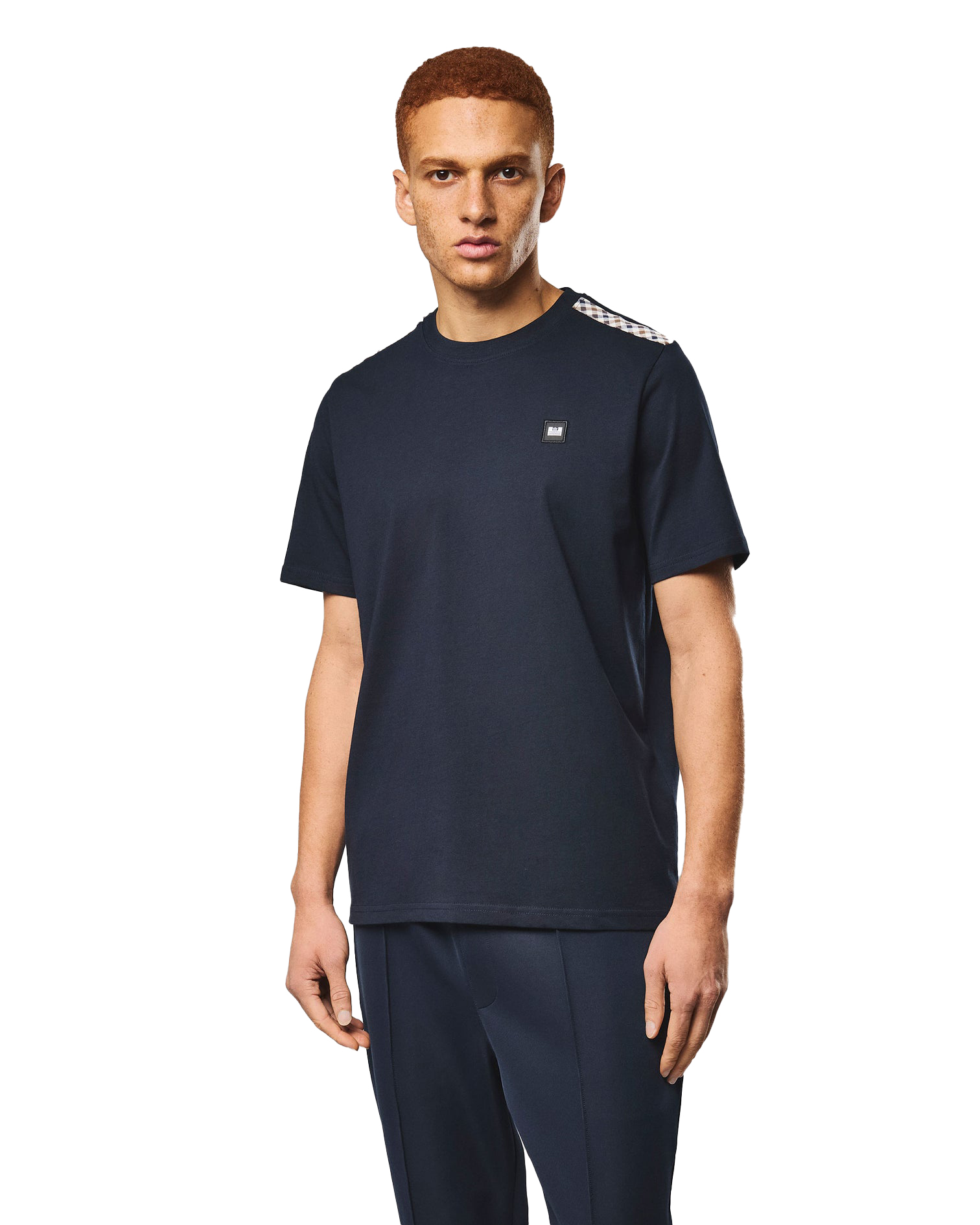 WEEKEND-OFFENDER-TS1B04-MEDEA-NAVY-UKFASHION-MODEL